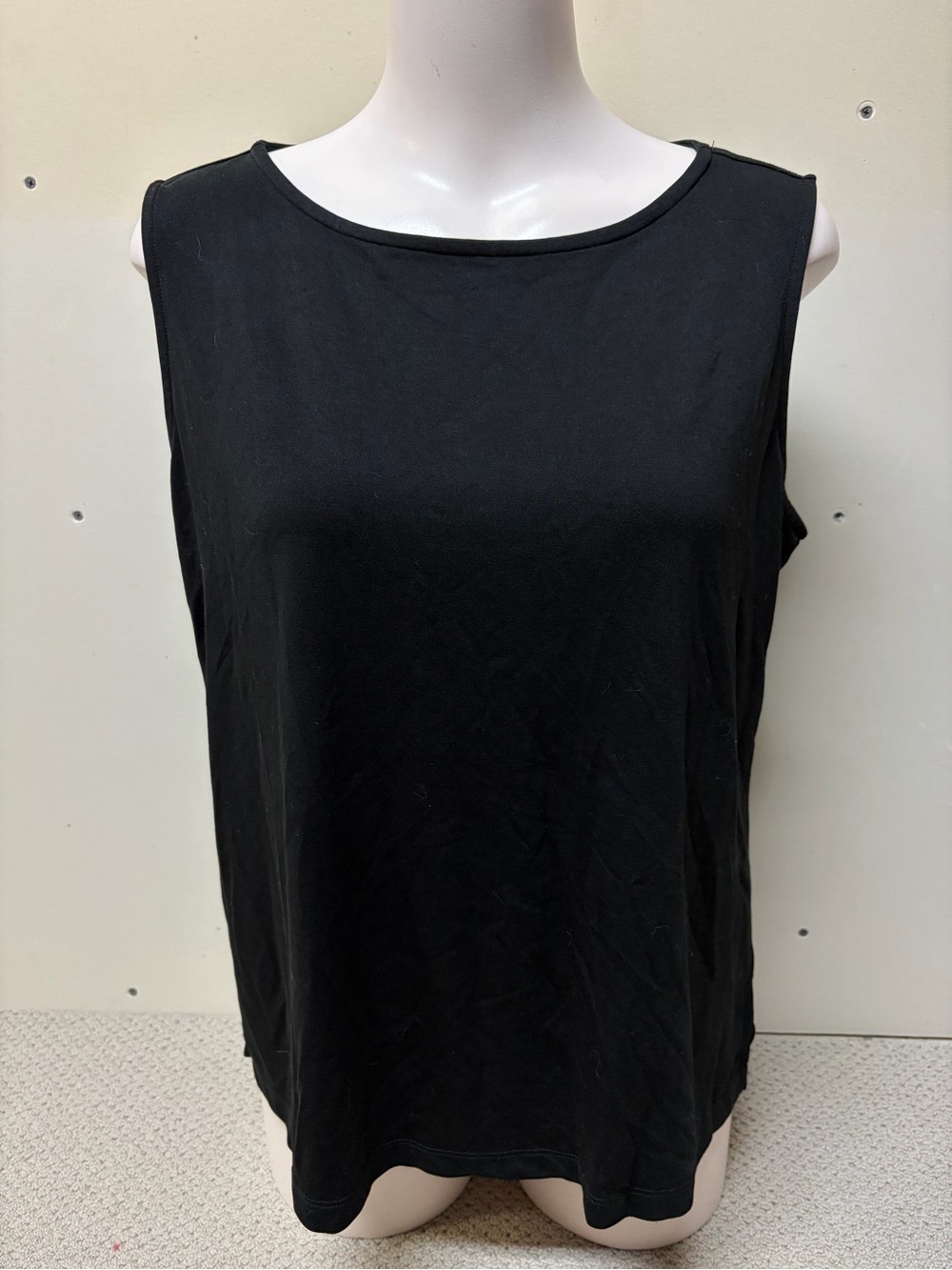 2/$20❤️- SHIRT | Women’s Multiples tank top size large